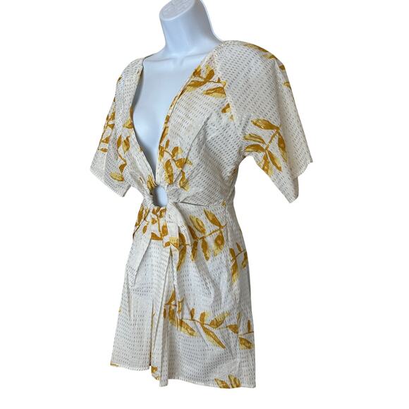 Sundress White Mini Dress XS Tropical Vacation Plunging Cotton Metallic $210 - Picture 2 of 5